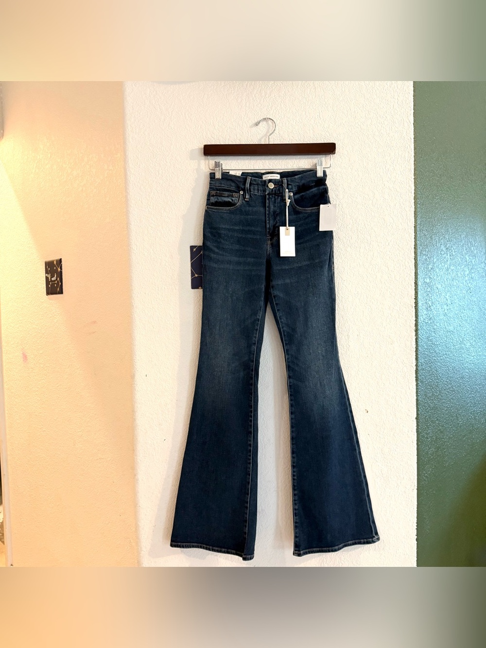NWT Good American Womens Jeans Denim Flare Leg Zip Fly Size 2